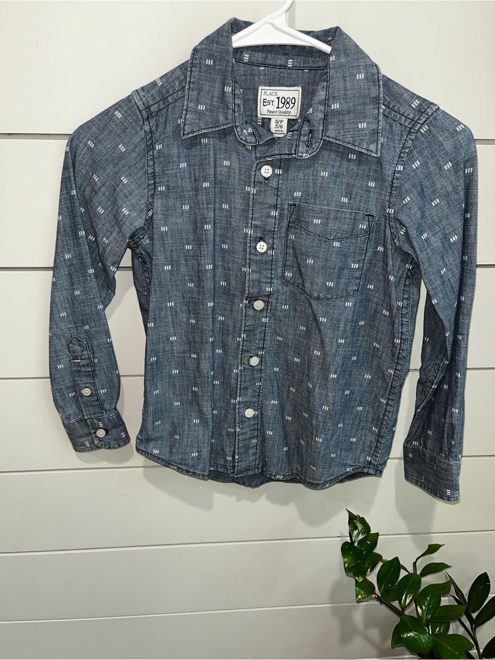 The Children's Place Blue Patterned Chambray Button-Down Shirt